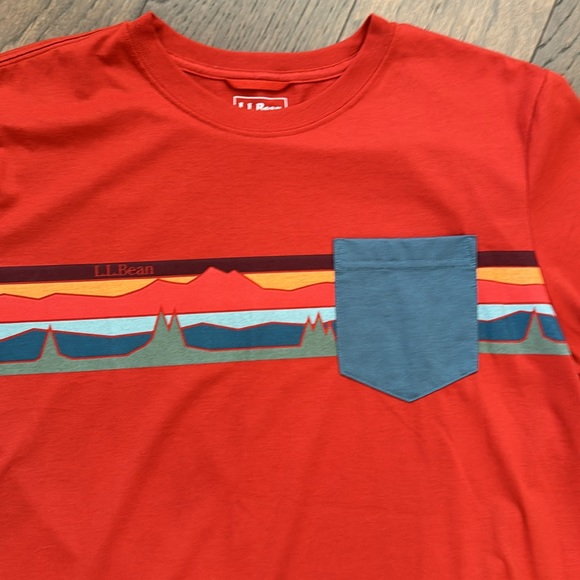 LL Bean Tee - Picture 2 of 5